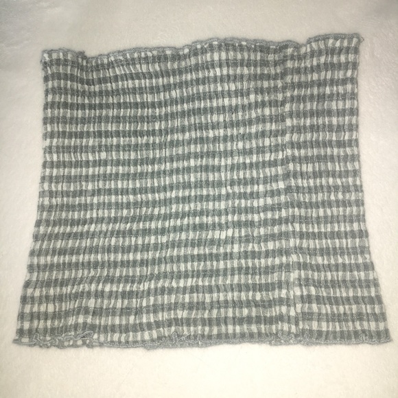 🚨Brandy Melville Green Gingham Tube Top - Picture 3 of 4